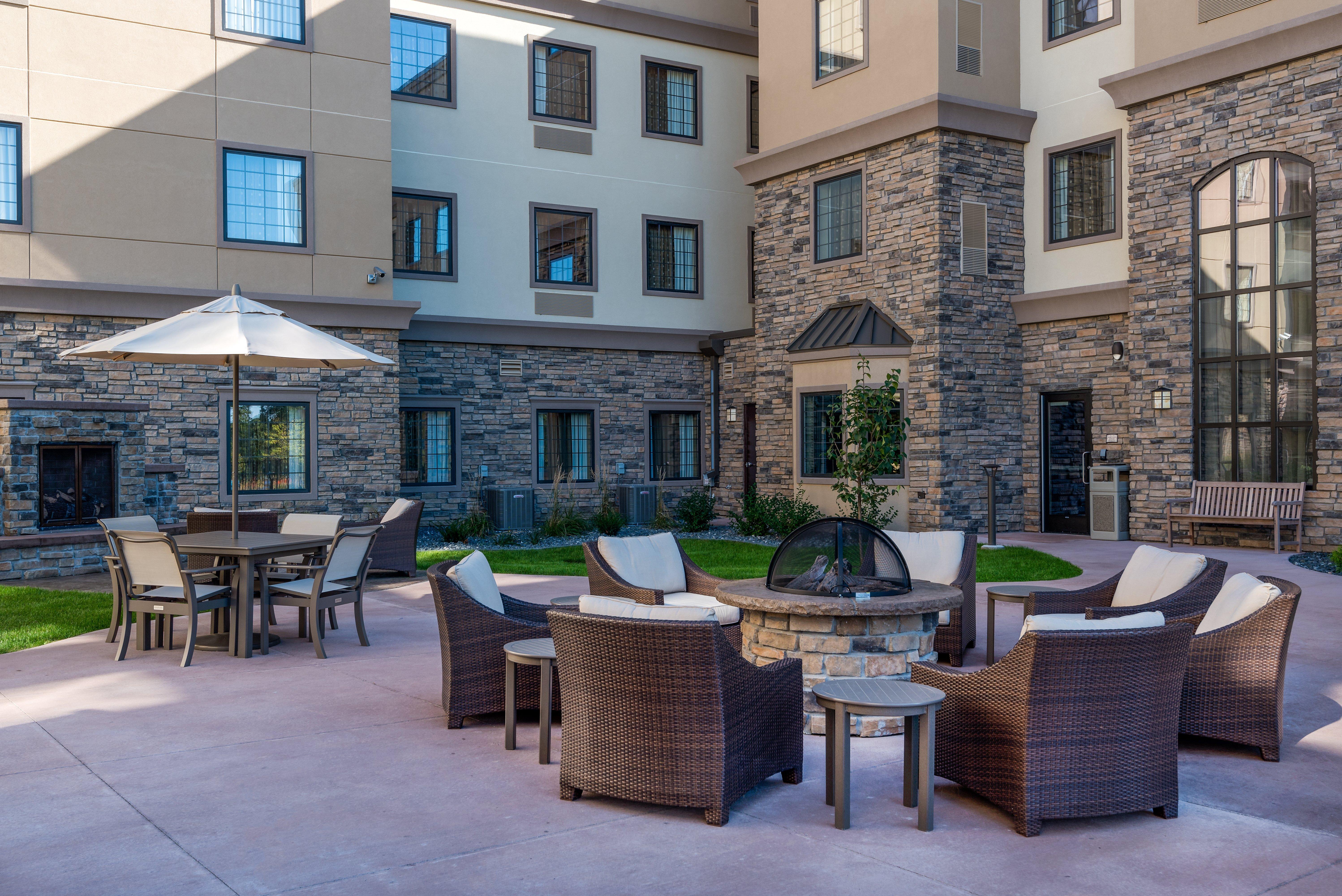 Staybridge Suites Eau Claire - Altoona By Ihg Exteriér fotografie