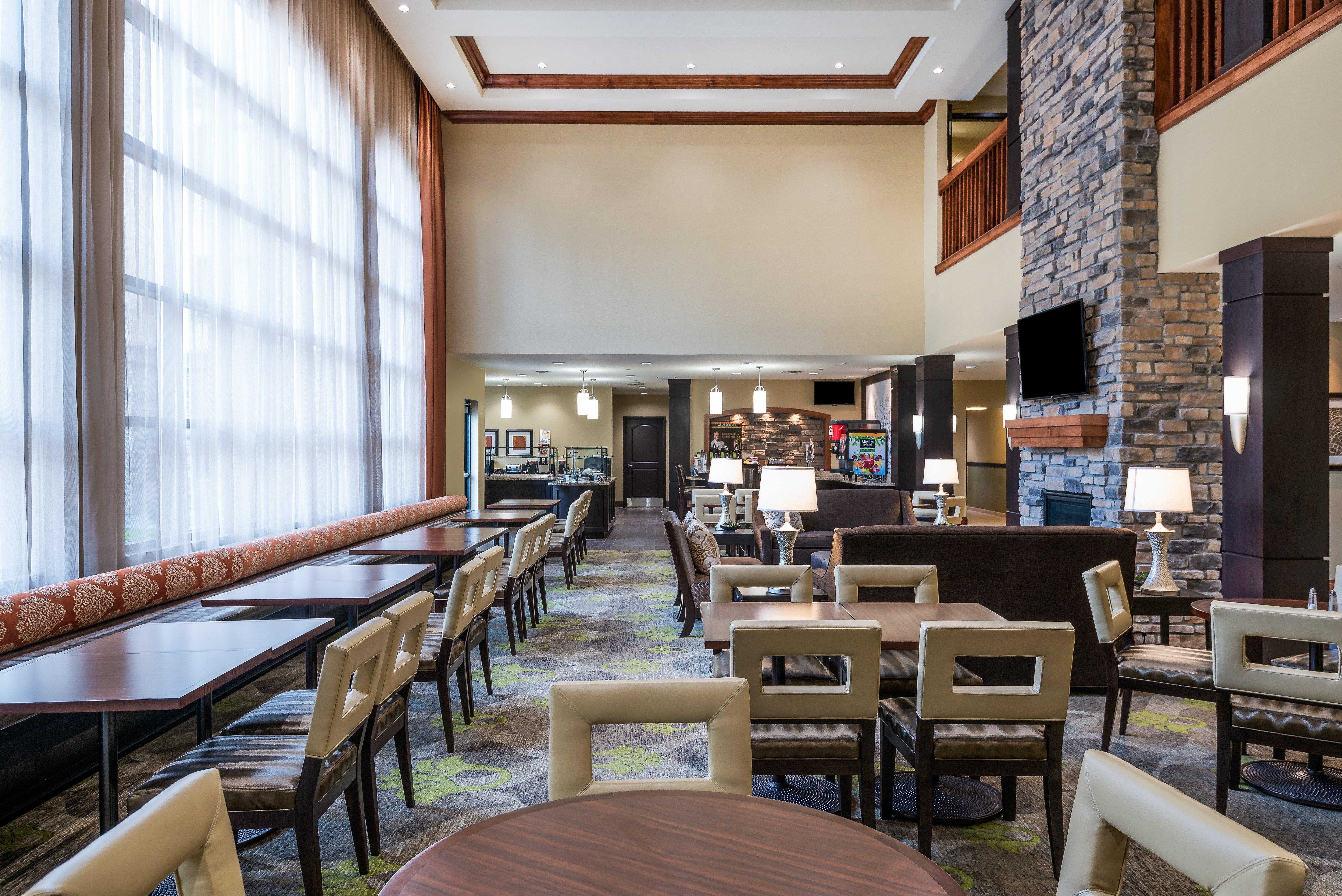 Staybridge Suites Eau Claire - Altoona By Ihg Exteriér fotografie